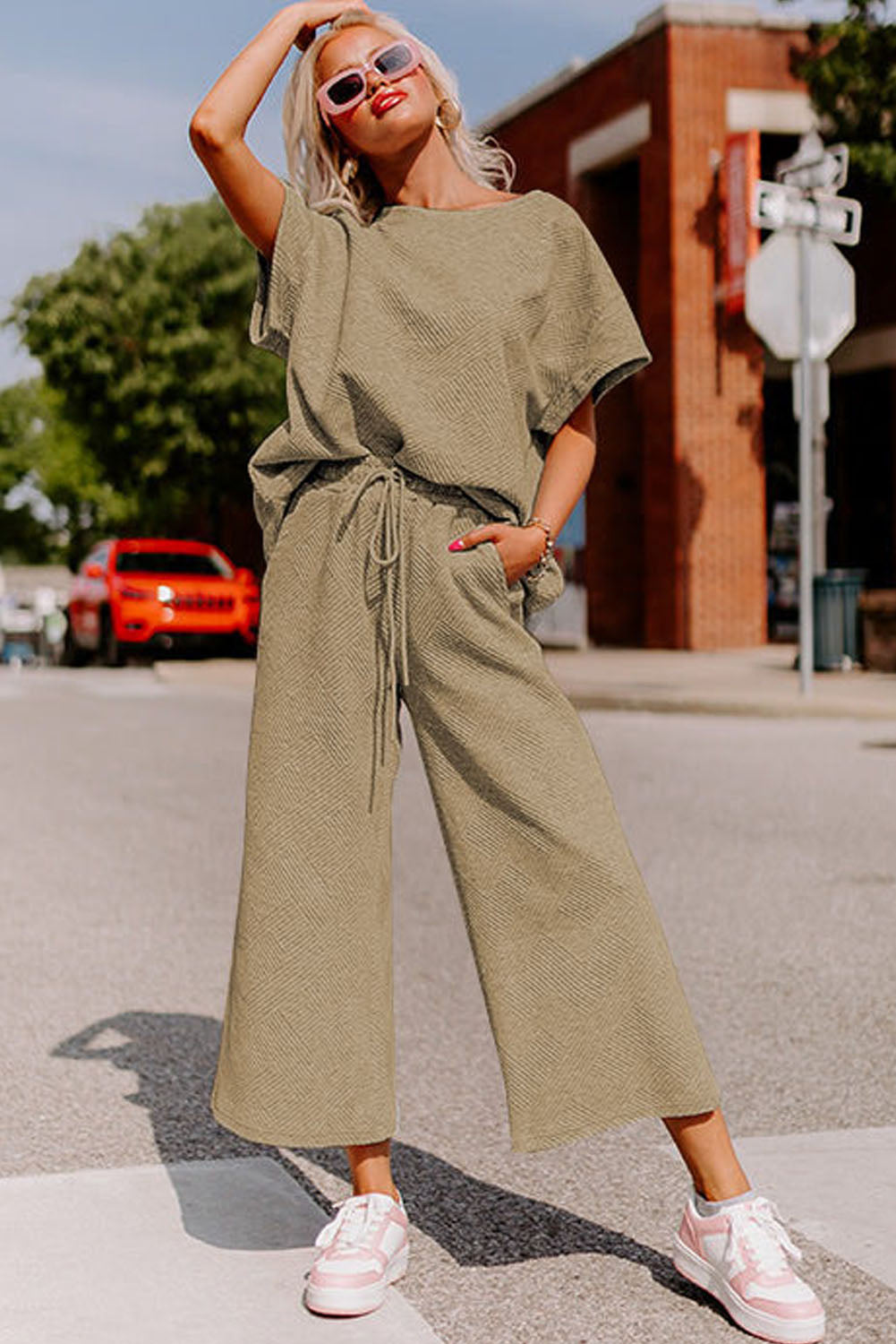 Dark Green Textured Loose Fit T Shirt and Drawstring Pants Set