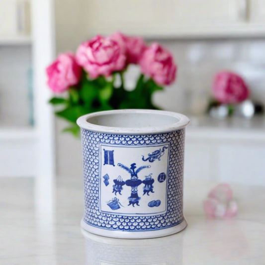 Scholar's Objects Blue & White Porcelain Rolled Rim Cachepot